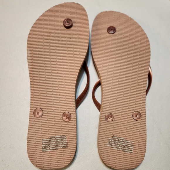 Havaianas Cheetah Print Sandals with Bronze Straps, Sz 11, EUC - Picture 8 of 11